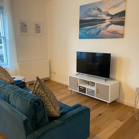 Alma Vale 2 - Hopewell * Bristol