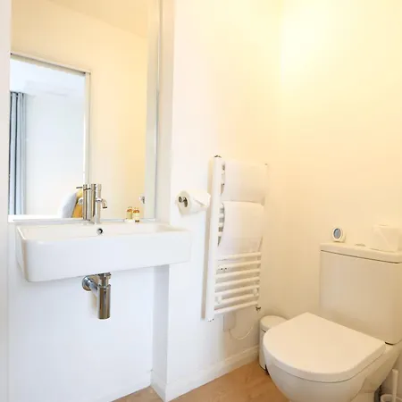 Alma Vale 2 - Hopewell Apartman