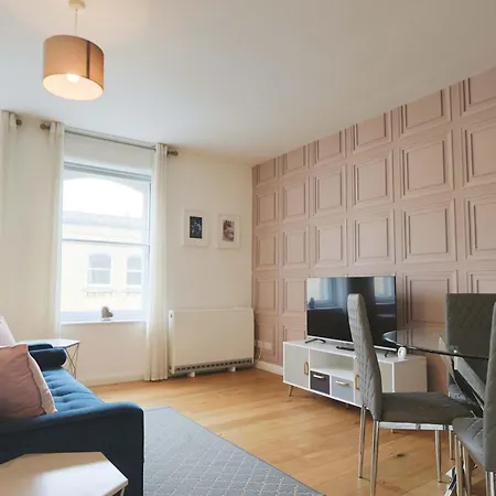 Alma Vale 2 - Hopewell ブリストル