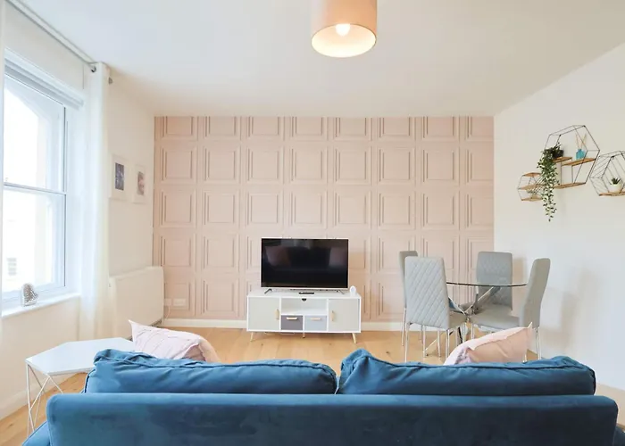 Alma Vale 2 - Hopewell * Bristol